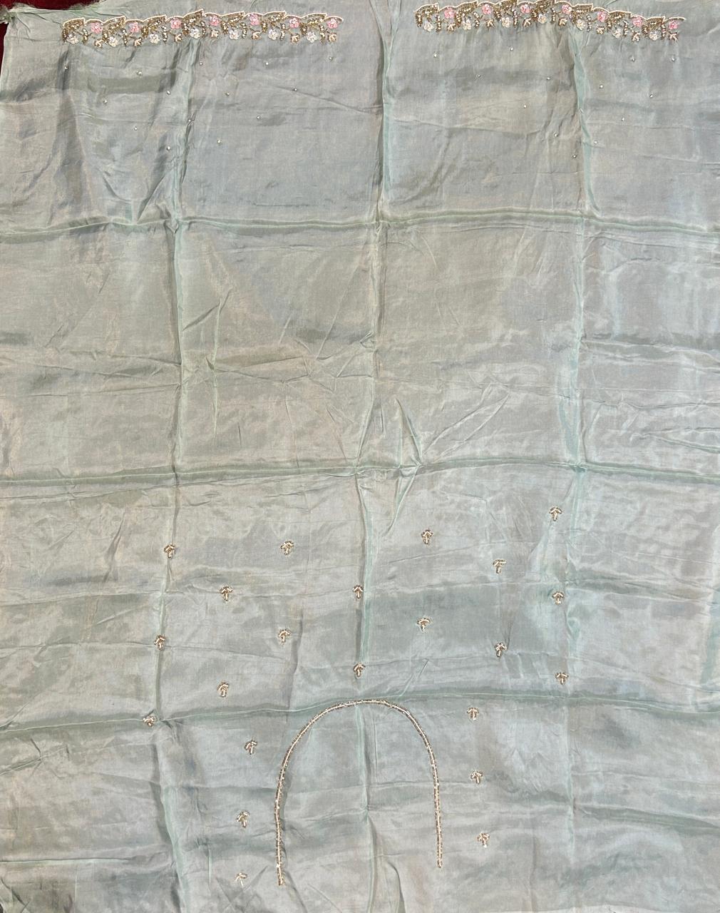 Exclusive Handworked H.O. Silk Saree with contrust blouse piece