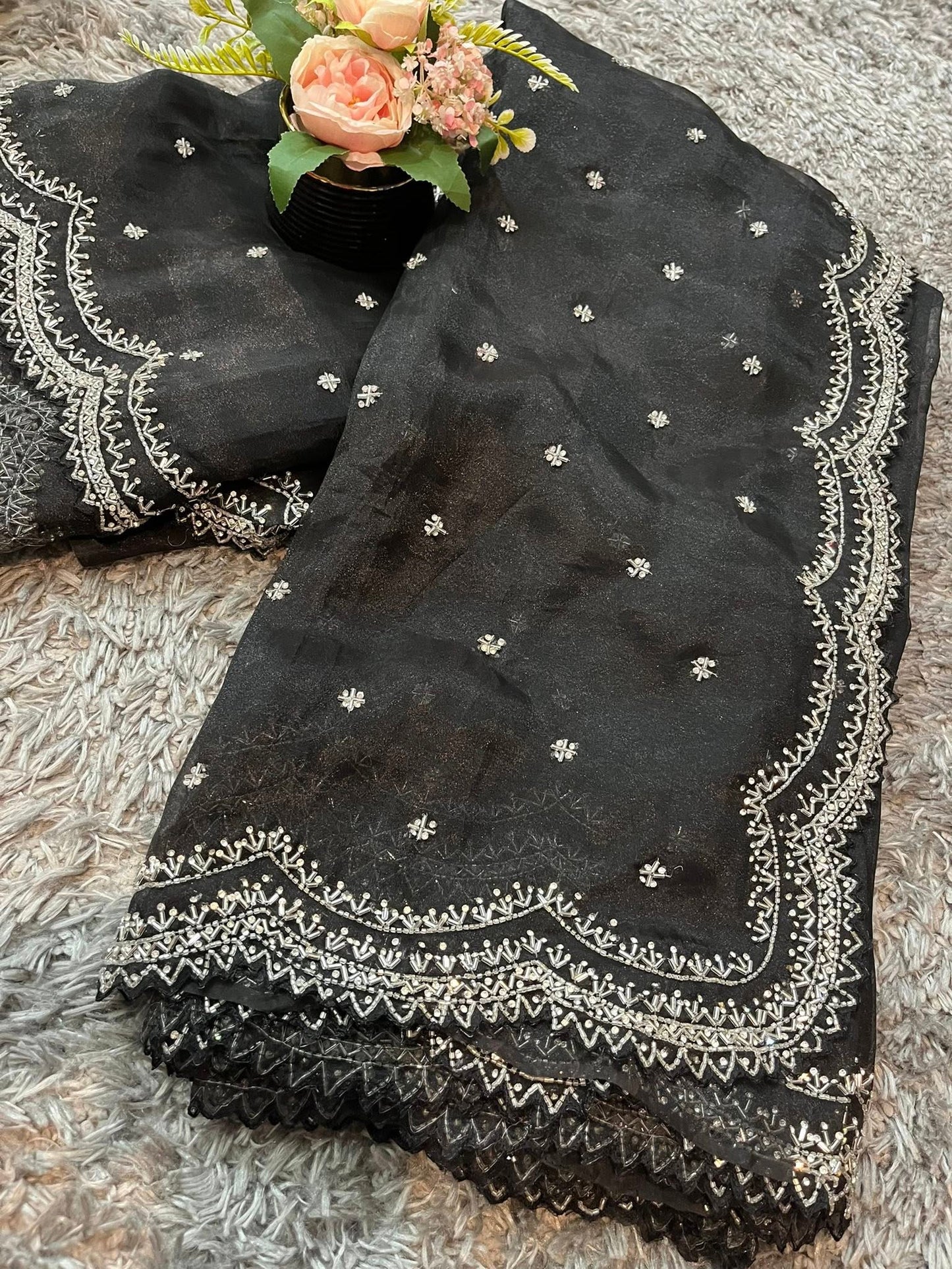 Dhamaka Tissue Organza saree in cutwork border