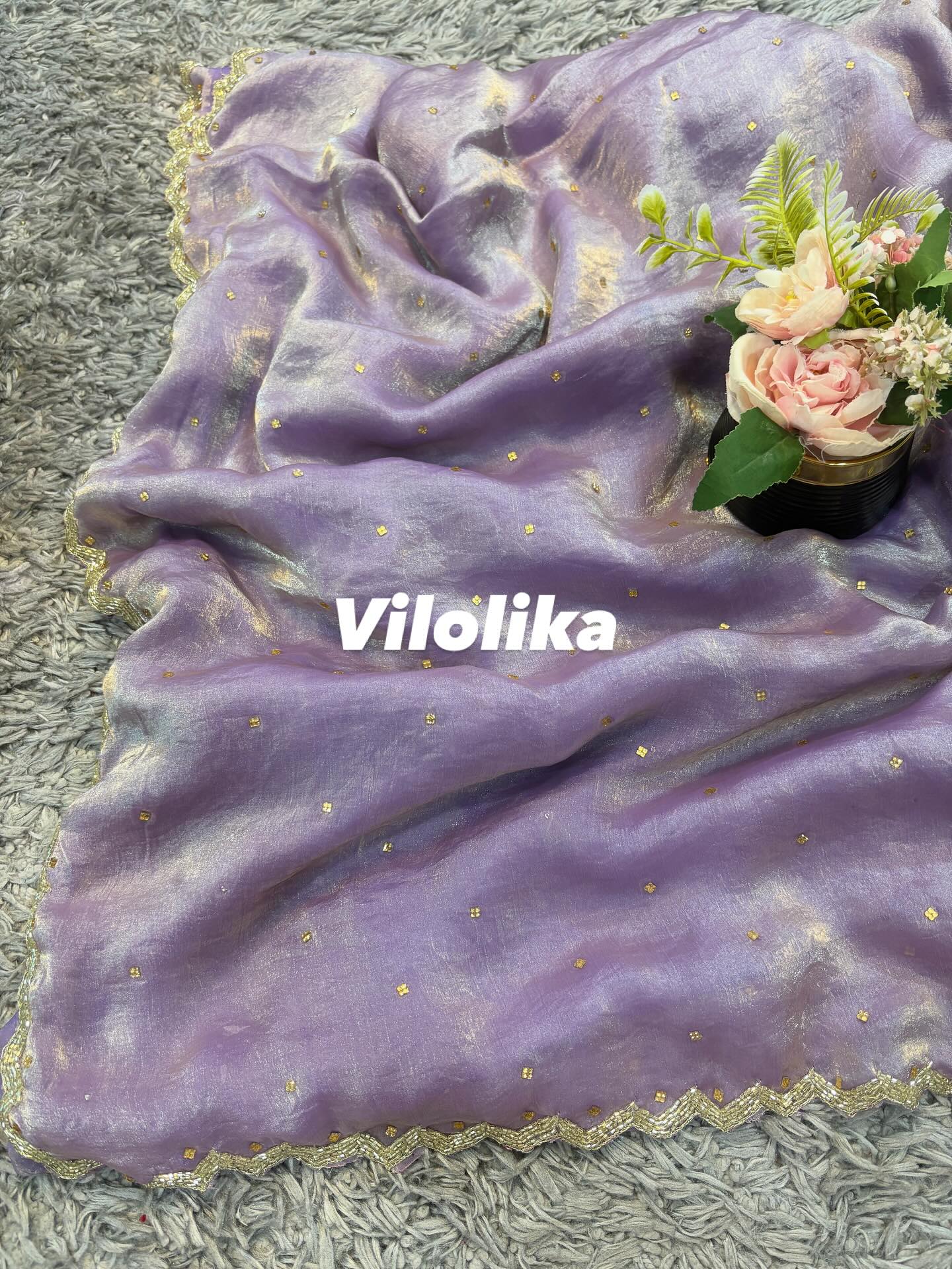 Zeelu Velvet Satin Saree – Luxe Velvet-Satin Finish