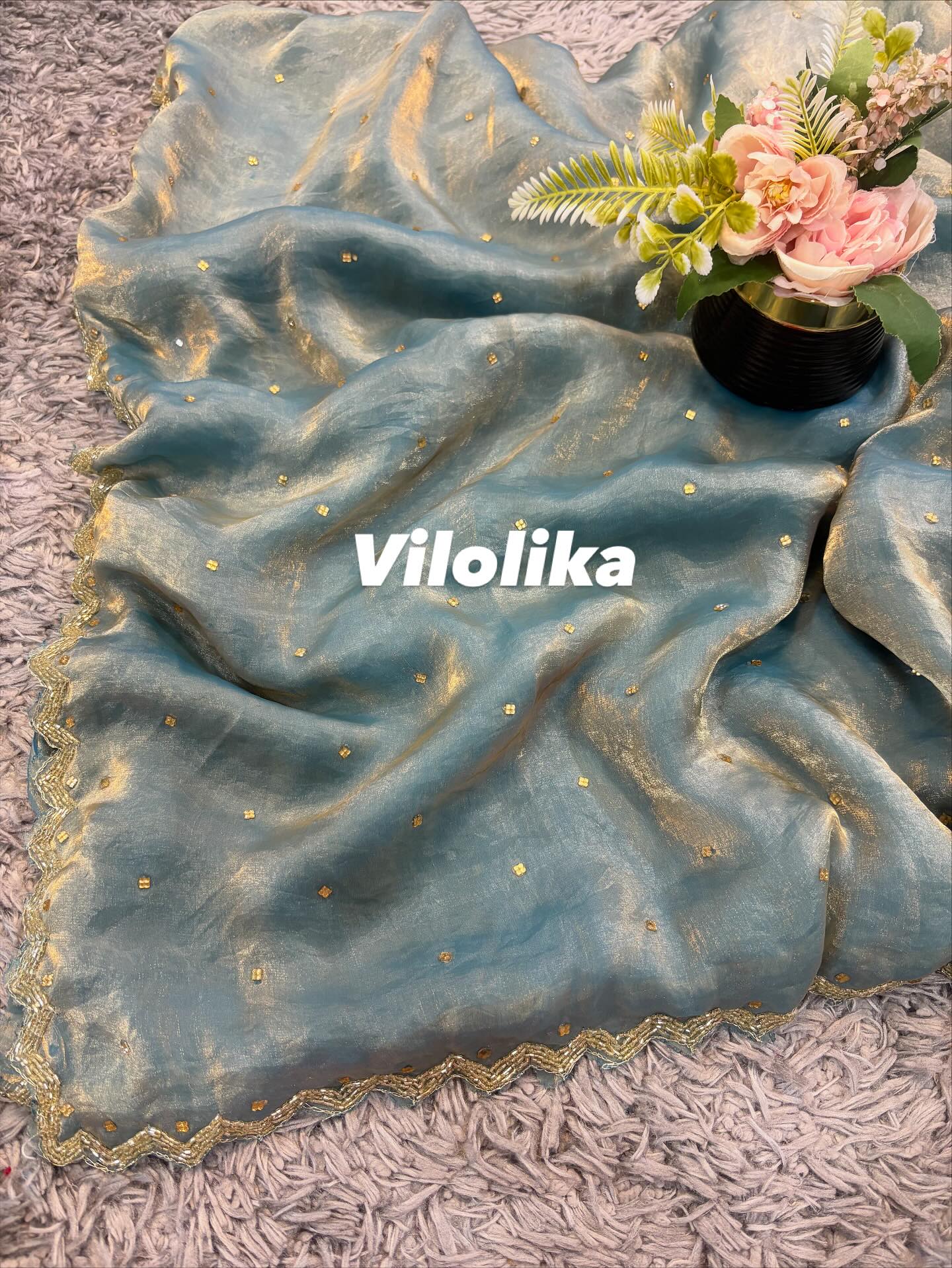 Zeelu Velvet Satin Saree – Luxe Velvet-Satin Finish