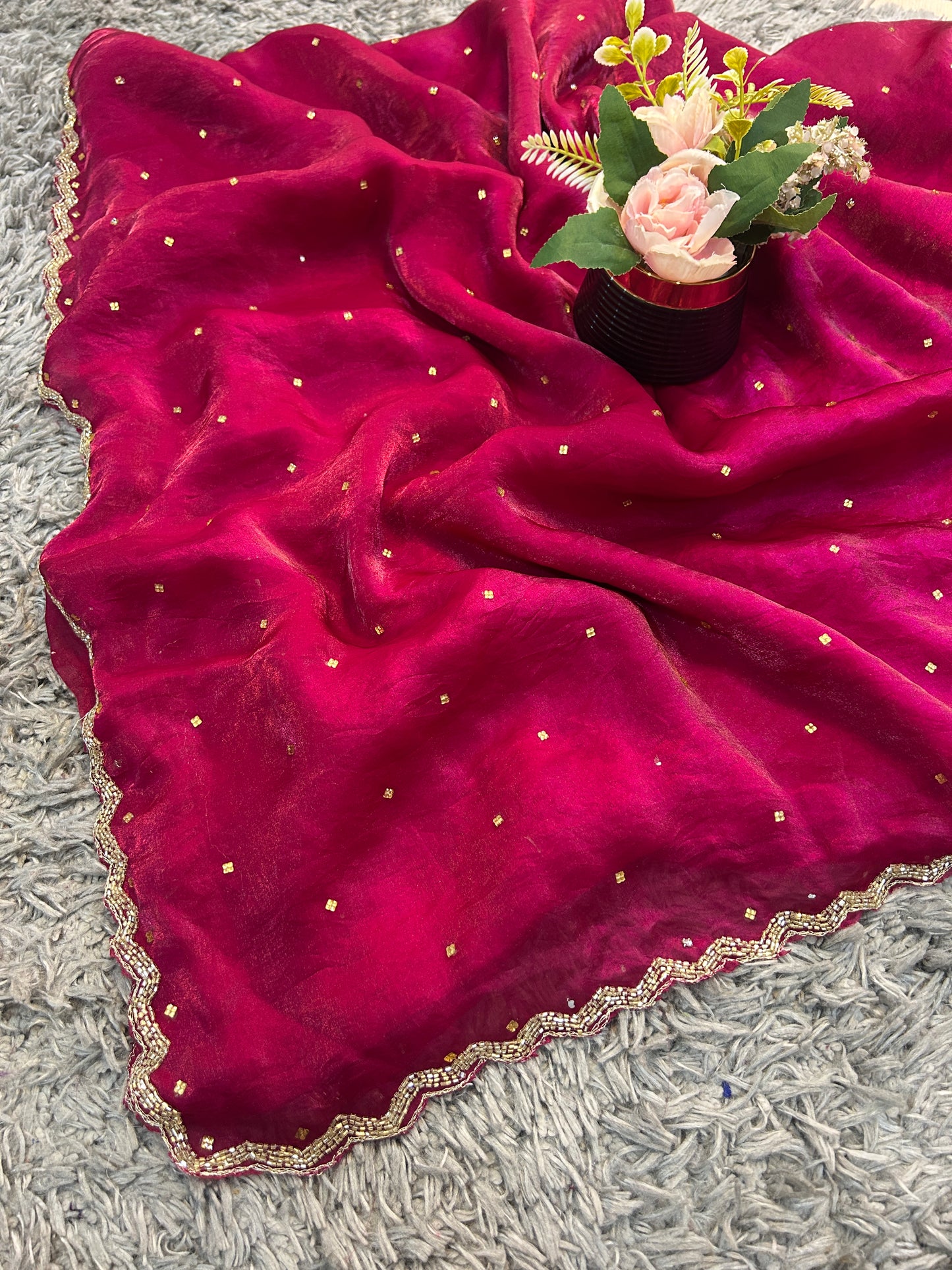 Zeelu Velvet Satin Saree – Luxe Velvet-Satin Finish