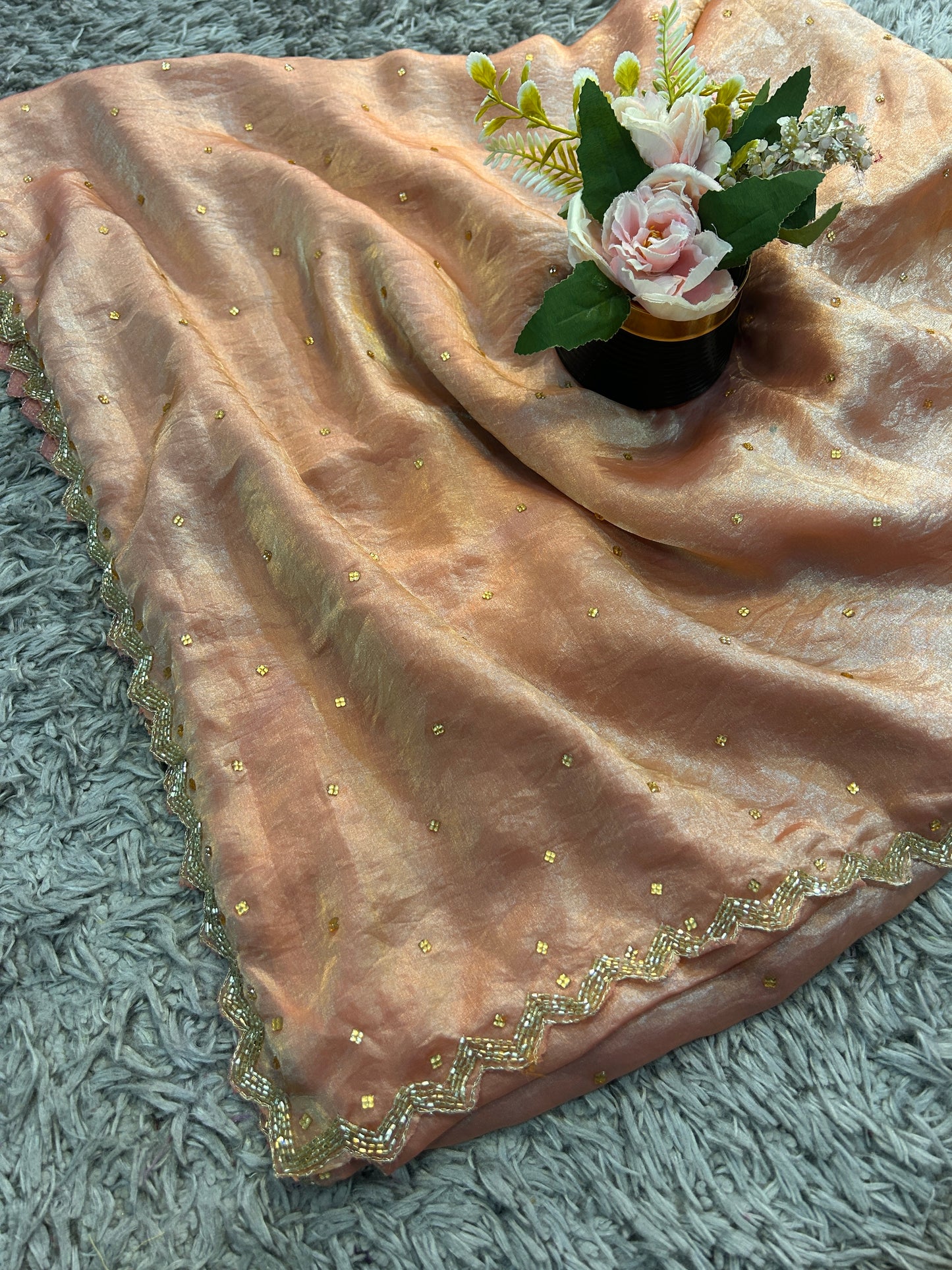 Zeelu Velvet Satin Saree – Luxe Velvet-Satin Finish