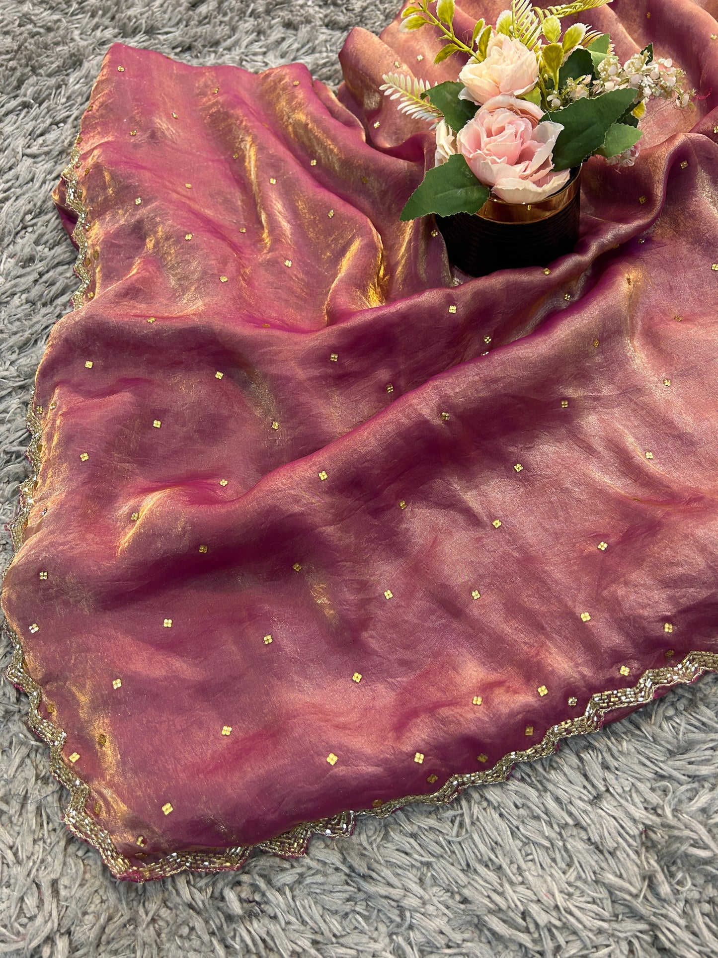 Zeelu Velvet Satin Saree – Luxe Velvet-Satin Finish