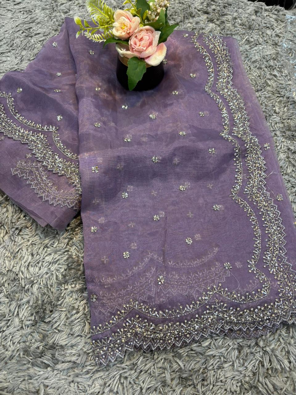 Dhamaka Tissue Organza saree in cutwork border